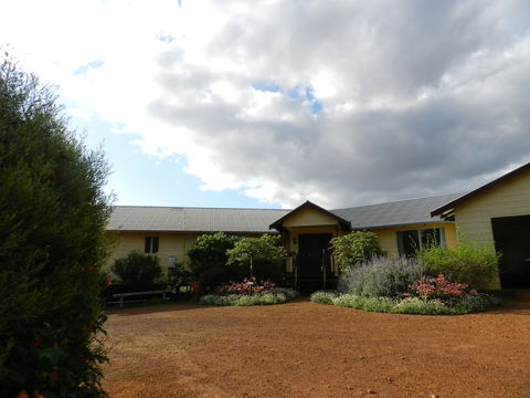 Shambhala Guesthouse - Accommodation Whitsundays 0
