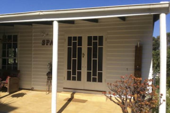 Koroit VIC Accommodation Whitsundays