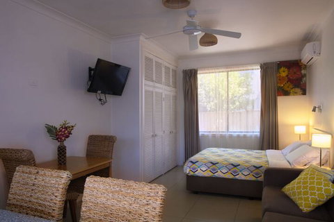 Tuncurry Motor Lodge - Accommodation Whitsundays 7