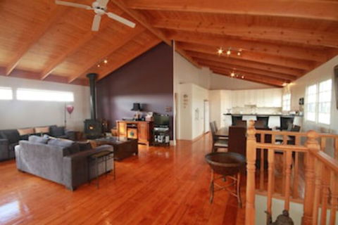 Pelican Sands Bed & Breakfast - Accommodation Whitsundays 0
