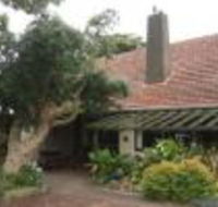COLWYN HOUSE  STABLE COTTAGE B B - Accommodation Whitsundays