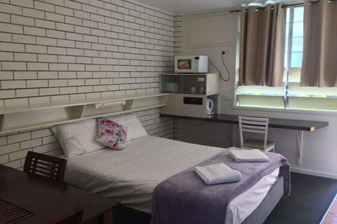 Paradise Lodge Motel - Accommodation Whitsundays 4