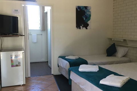 Paradise Lodge Motel - Accommodation Whitsundays 5