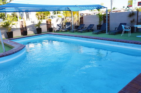 Rover Holiday Units - Accommodation Whitsundays 5