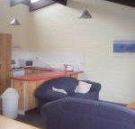 Alpha Centauri 8 Budget Jindabyne Holiday Apartment - Accommodation Whitsundays
