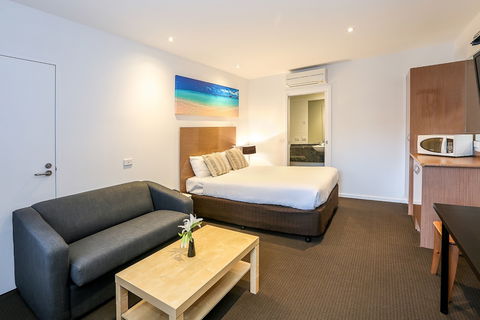 Belmercer Motel - Accommodation Whitsundays 4