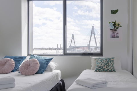 C16 Darling Harbour 2 BDR APT - Accommodation Whitsundays 1
