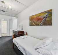 Triune House Bed  Breakfast - Accommodation Whitsundays