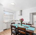 Wattle Grove Villa - Accommodation Whitsundays