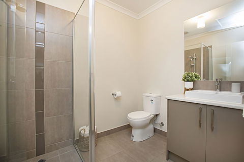 BOUTIQUE STAYS - Gumflower - Accommodation Whitsundays 1
