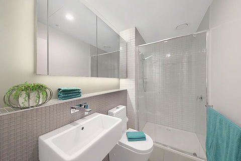 A Bright & Modern CBD Apt Next To Southern Cross - Accommodation Whitsundays 4