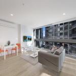 A Bright & Modern CBD Apt Next To Southern Cross - Accommodation Whitsundays 0