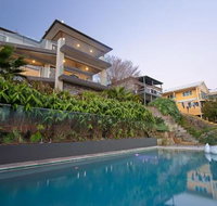 Absolute Waterfront Lakehouse Fishing Point Waterfront Pool Jetty - Accommodation Whitsundays