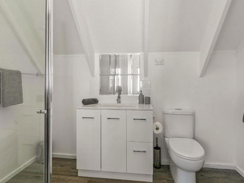 A La Plage - Accommodation Whitsundays 2