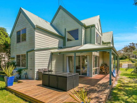 A La Plage - Accommodation Whitsundays 1