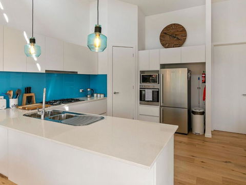 Absolutely Beach - Accommodation Whitsundays 4