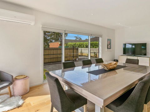 Absolutely Beach - Accommodation Whitsundays 1