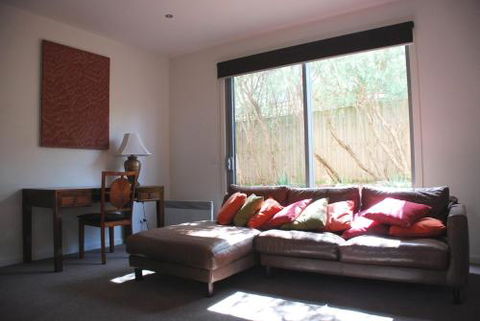 SURF Side SECRET INVERLOCH - Accommodation Whitsundays 1