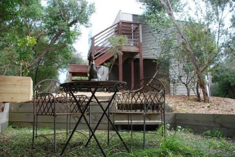 SURF Side SECRET INVERLOCH - Accommodation Whitsundays 2