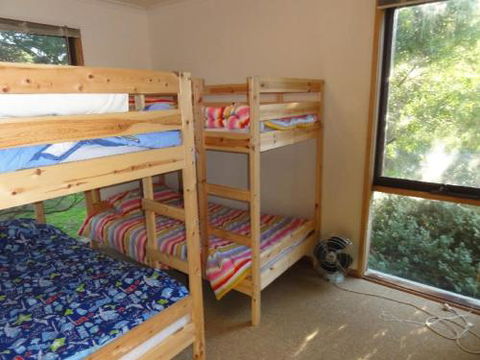 43 The Boulevard Sandy Point - Accommodation Whitsundays 1