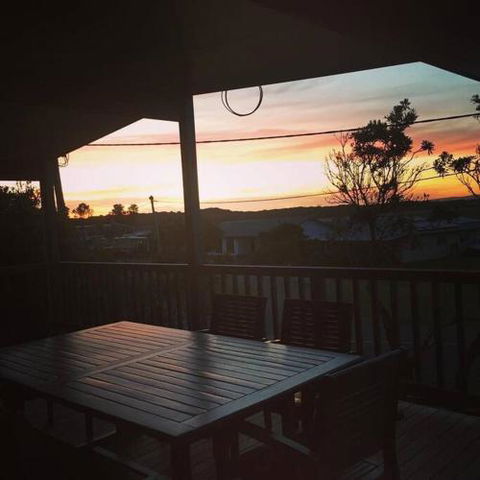Sunset Deck Beach House Sandy Point - Accommodation Whitsundays 0