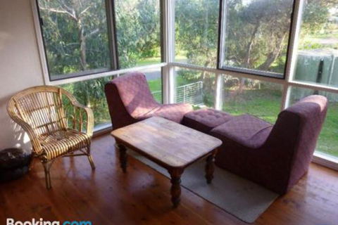 11 The Boulevarde Sandy Point - Accommodation Whitsundays 6
