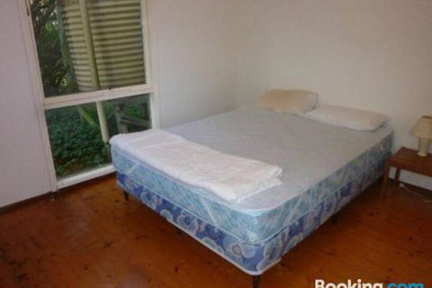11 The Boulevarde Sandy Point - Accommodation Whitsundays 4