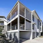 Drift Beach House - Accommodation Whitsundays 0