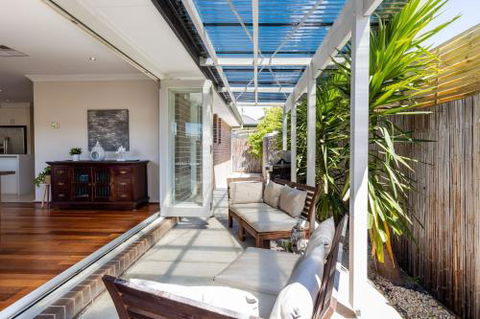 Rosebud Seaside Accommodation - Accommodation Whitsundays 3