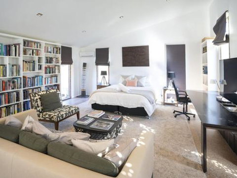 ARALUEN HOUSE Werri Beach 4pm Check Out Sundays - Accommodation Whitsundays 2