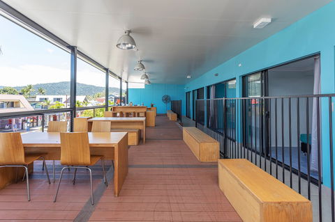 Airlie Sun & Sand Accommodation 2 - Accommodation Whitsundays 3