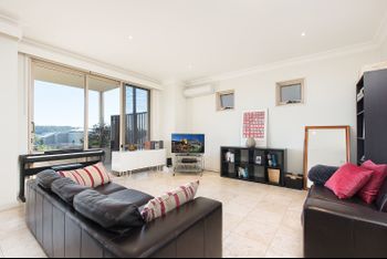 Stylish 2 Bdr Overlooking Parsley Bay H379 - Accommodation Whitsundays 0