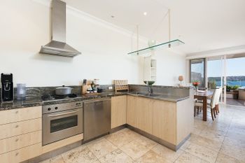 Stylish 2 Bdr Overlooking Parsley Bay H379 - Accommodation Whitsundays 3