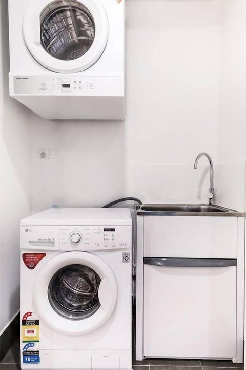 F03-darling Harbour 1 BDR APT - Accommodation Whitsundays 5