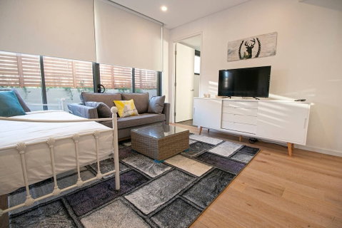 F03-darling Harbour 1 BDR APT - Accommodation Whitsundays 1
