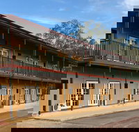 Settlers Hotel York - Accommodation Whitsundays