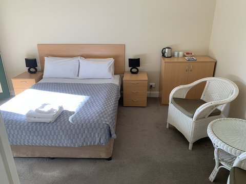 Settlers Hotel York - Accommodation Whitsundays 4