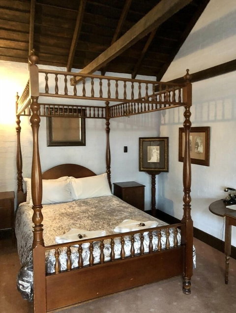 Settlers Hotel York - Accommodation Whitsundays 2