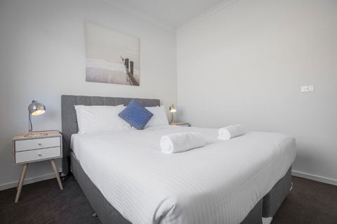 Big Family Fun@ 4 Bedrooms House In Point Cook - Accommodation Whitsundays 3