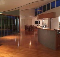 Mathews - Accommodation Whitsundays