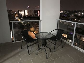 Chic & Cosy Apartment Near Airport & CBD - Accommodation Whitsundays 2