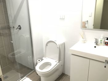 Chic & Cosy Apartment Near Airport & CBD - Accommodation Whitsundays 6