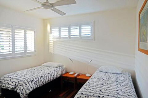 At Cylinder Unit 3 - Accommodation Whitsundays 3