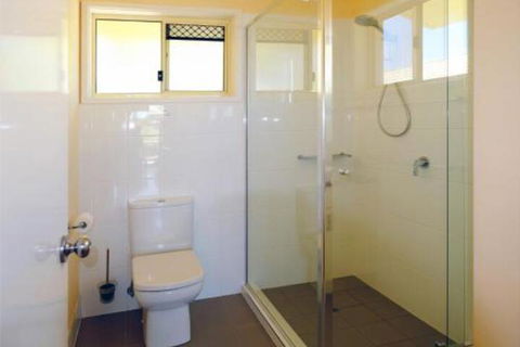 At Cylinder Unit 3 - Accommodation Whitsundays 4