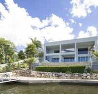 Gold Coast Luxury Waterfront House - Accommodation Whitsundays