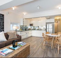 Bondi Beach Waterfront - Accommodation Whitsundays