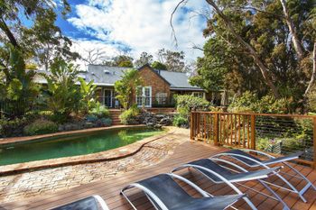 La Provence - Accommodation Whitsundays 0