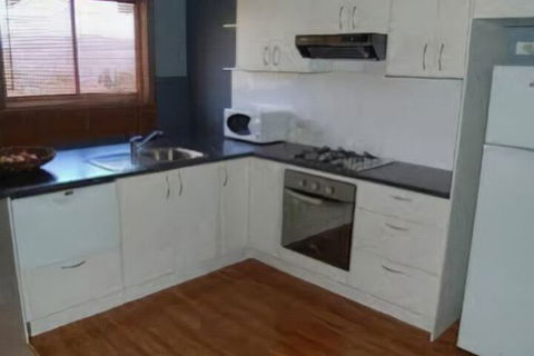 East Lake Travellers Lodge - Accommodation Whitsundays 6