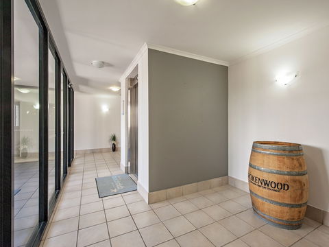 Shoal Bay Beachclub Apartments - Accommodation Whitsundays 0