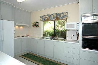 Ambience Holiday Apartments - Accommodation Whitsundays 3